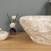 Erosi Marmor Waschbecken mit Naturkante 50 cm creme