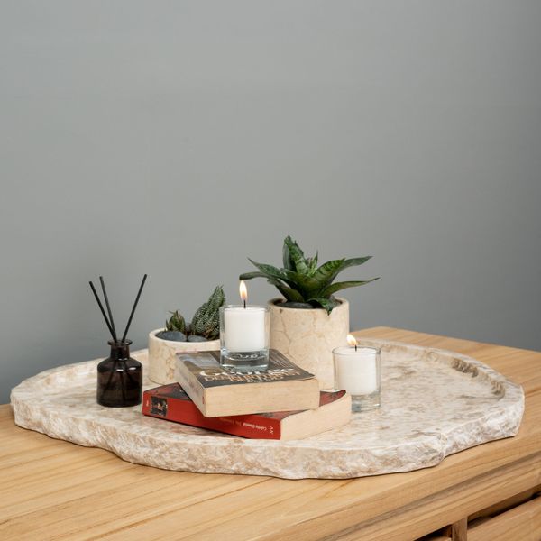 Marmor Tablett creme 50 cm mit Naturkante