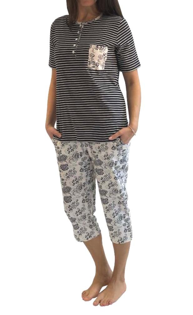 Normann Damen Capri-Pyjama kurzarm, Oberteil gestreift, Capri-Hose mit Blümchenmuster 191 204 90 881 Normann Damen Capri-Pyjama kurzarm, Oberteil gestreift, Capri-Hose mit Blümchenmuster 191 204 90 881