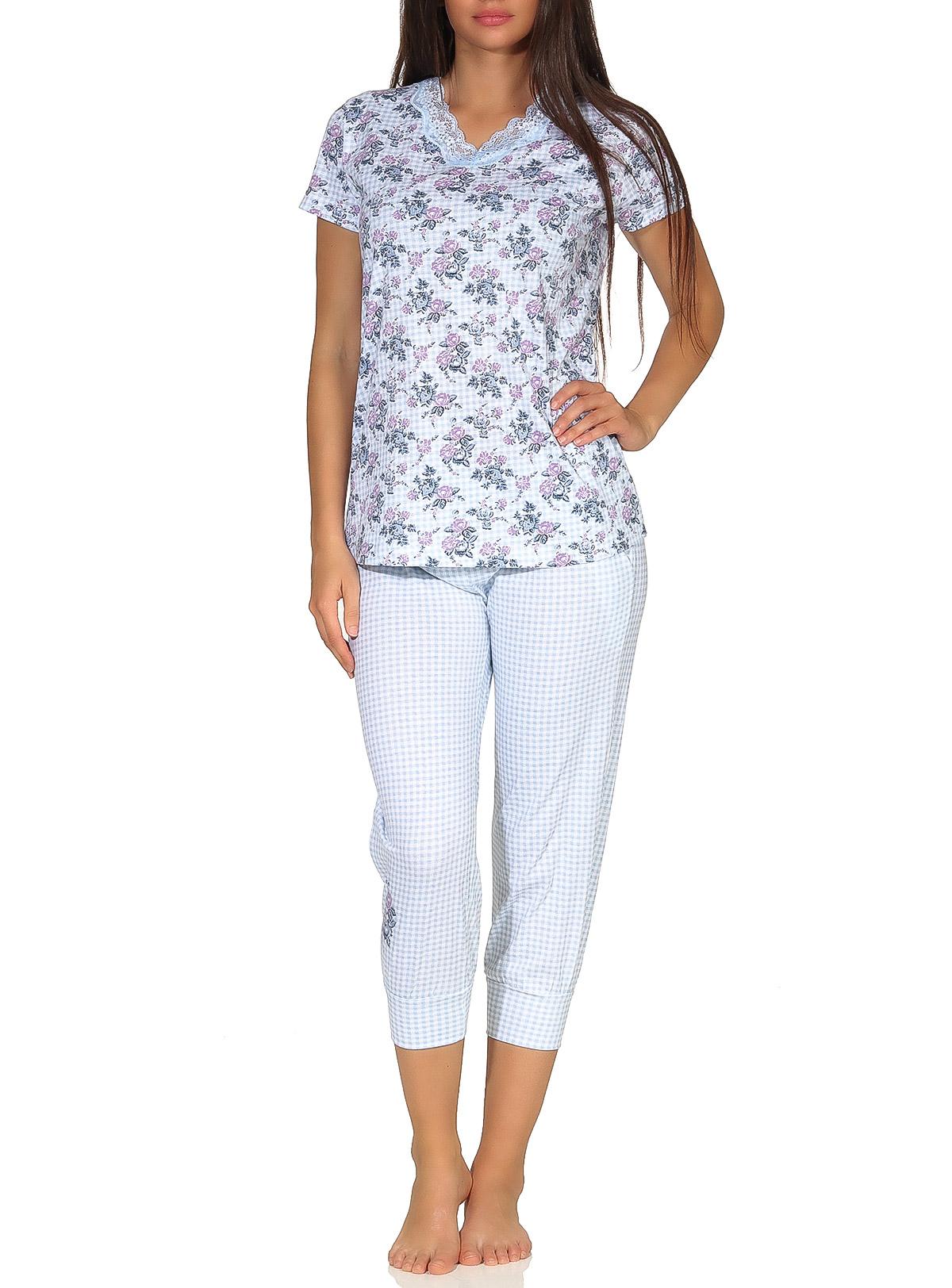 Klassischer Capri Damen Pyjama halbarm Schlafanzug im florales Muster und mit Spitzenbesatz Klassischer Capri Damen Pyjama halbarm Schlafanzug im florales Muster und mit Spitzenbesatz