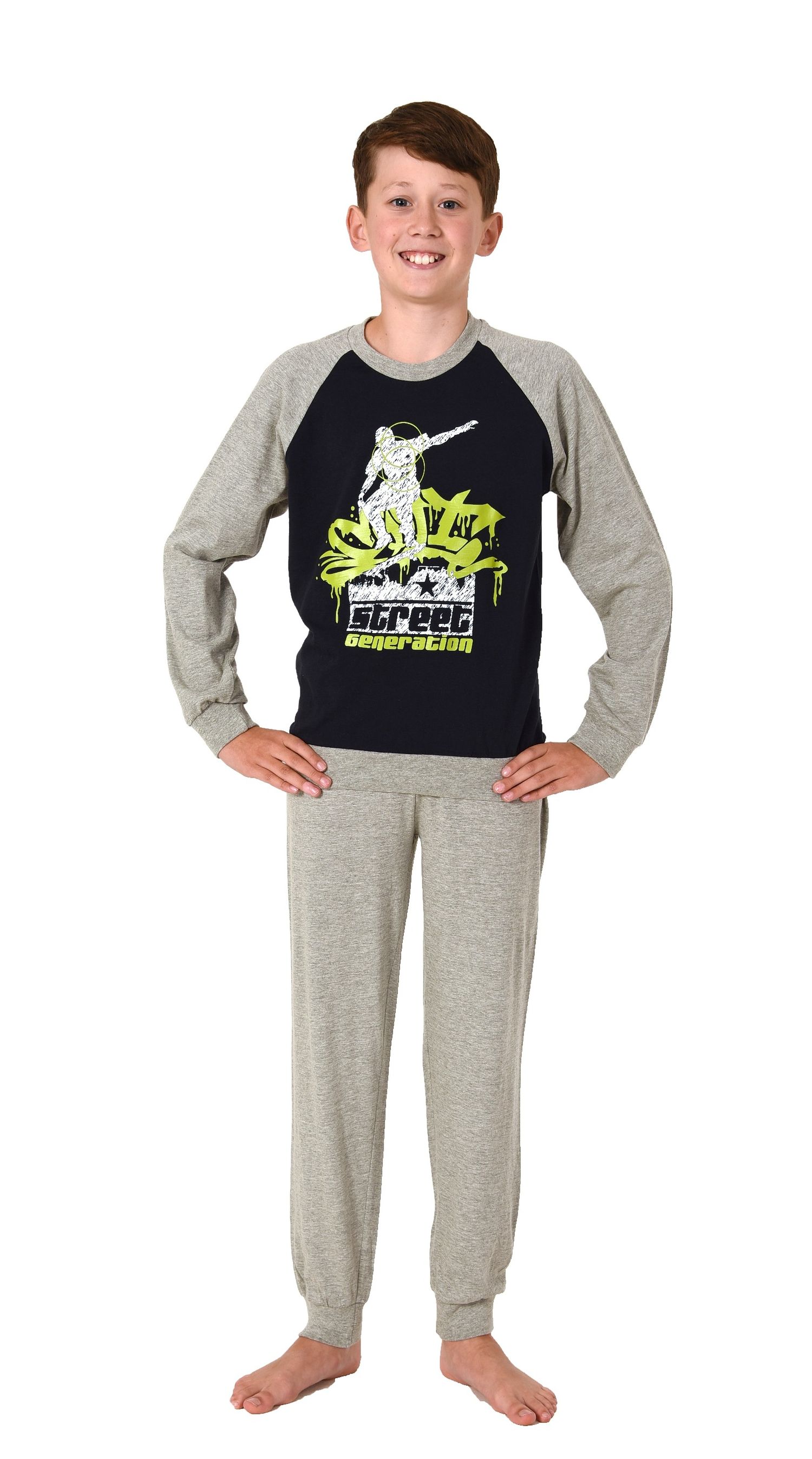 Jungen Pyjama langarm mit Bündchen Schlafanzug mit Skater Motiv - 122 501 10 801