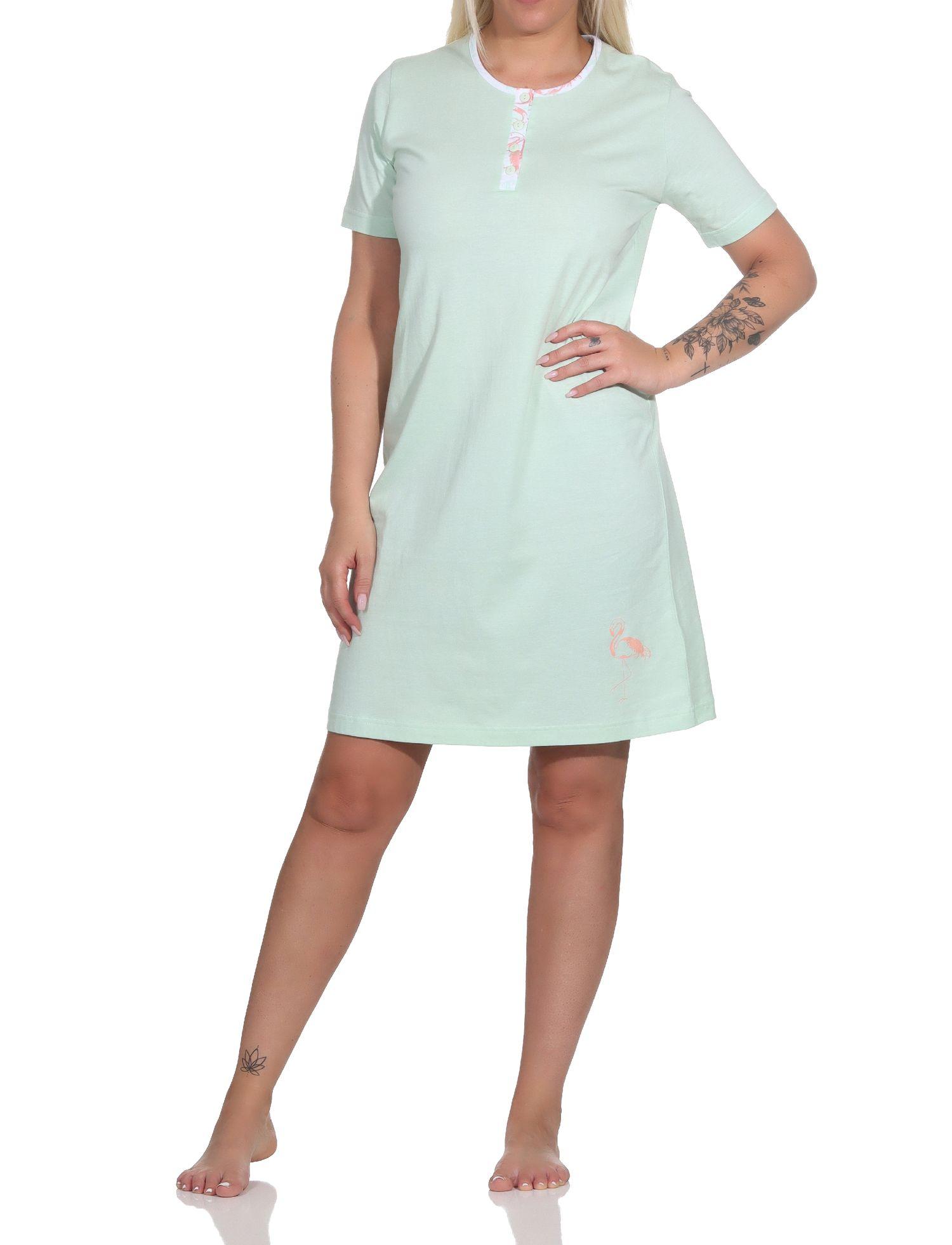 Normann Damen kurzarm Nachthemd mit Flamingo Motiv und Knopfleiste am Hals Normann Damen kurzarm Nachthemd mit Flamingo Motiv und Knopfleiste am Hals