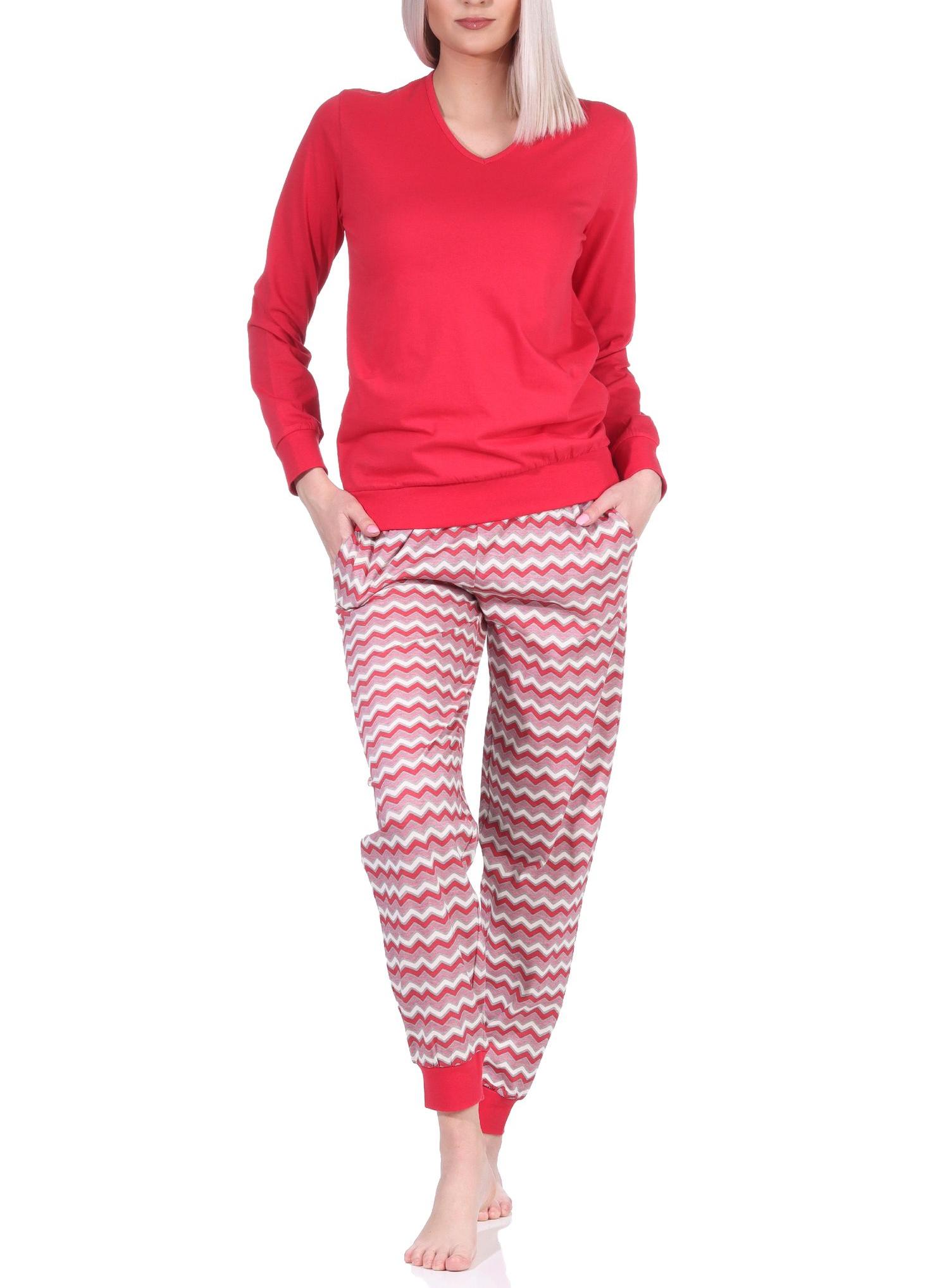Damen Pyjama, Schlafanzug lang mit V-Hals & Bündchen im Ethno-Look – 123 201 10 899 Damen Pyjama, Schlafanzug lang mit V-Hals & Bündchen im Ethno-Look
