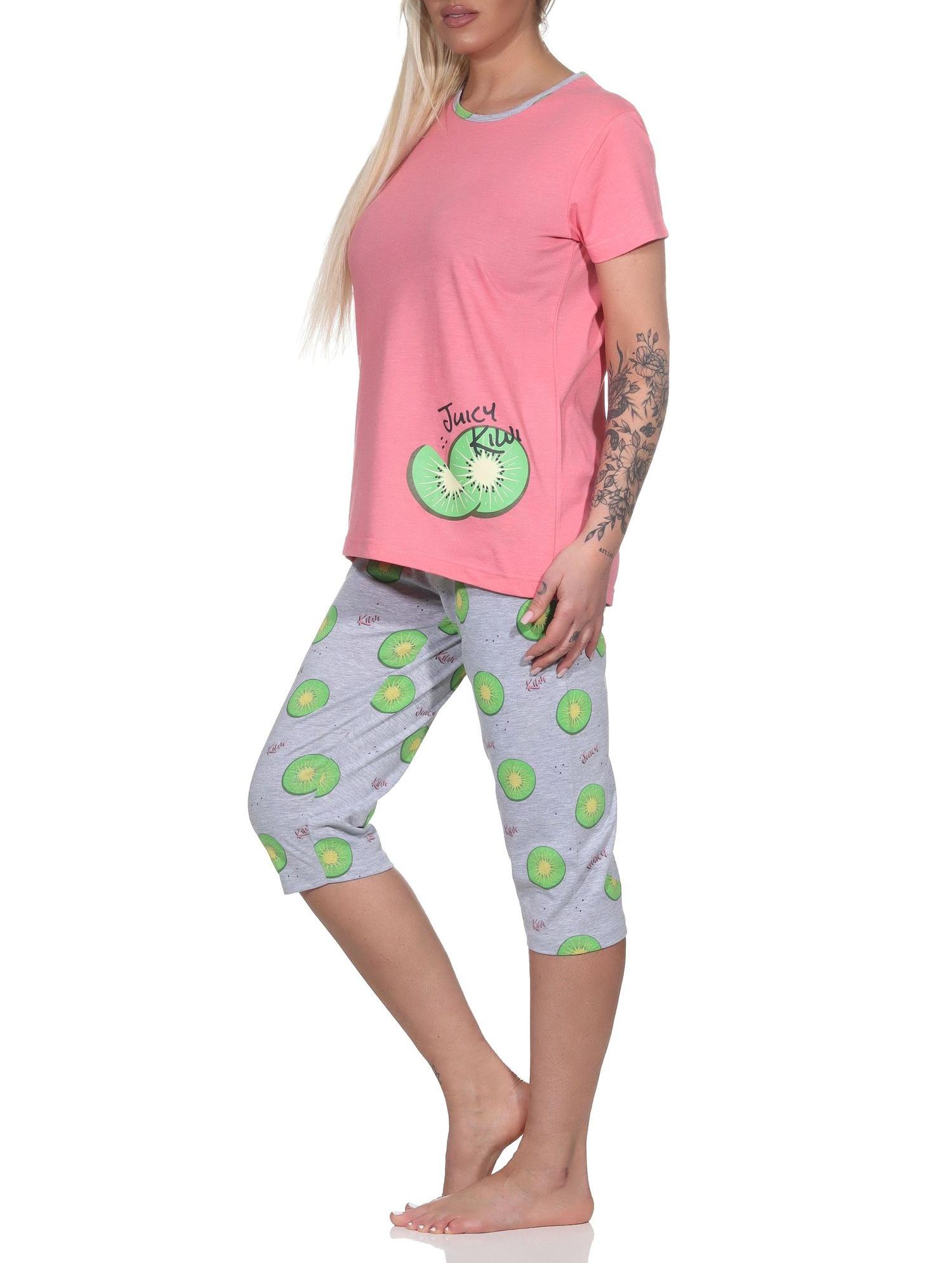 Normann Damen Schlafanzug kurzarm Pyjama mit Capri Pyjamahose in coolem allover Print Normann Damen Schlafanzug kurzarm Pyjama mit Capri Pyjamahose in coolem allover Print