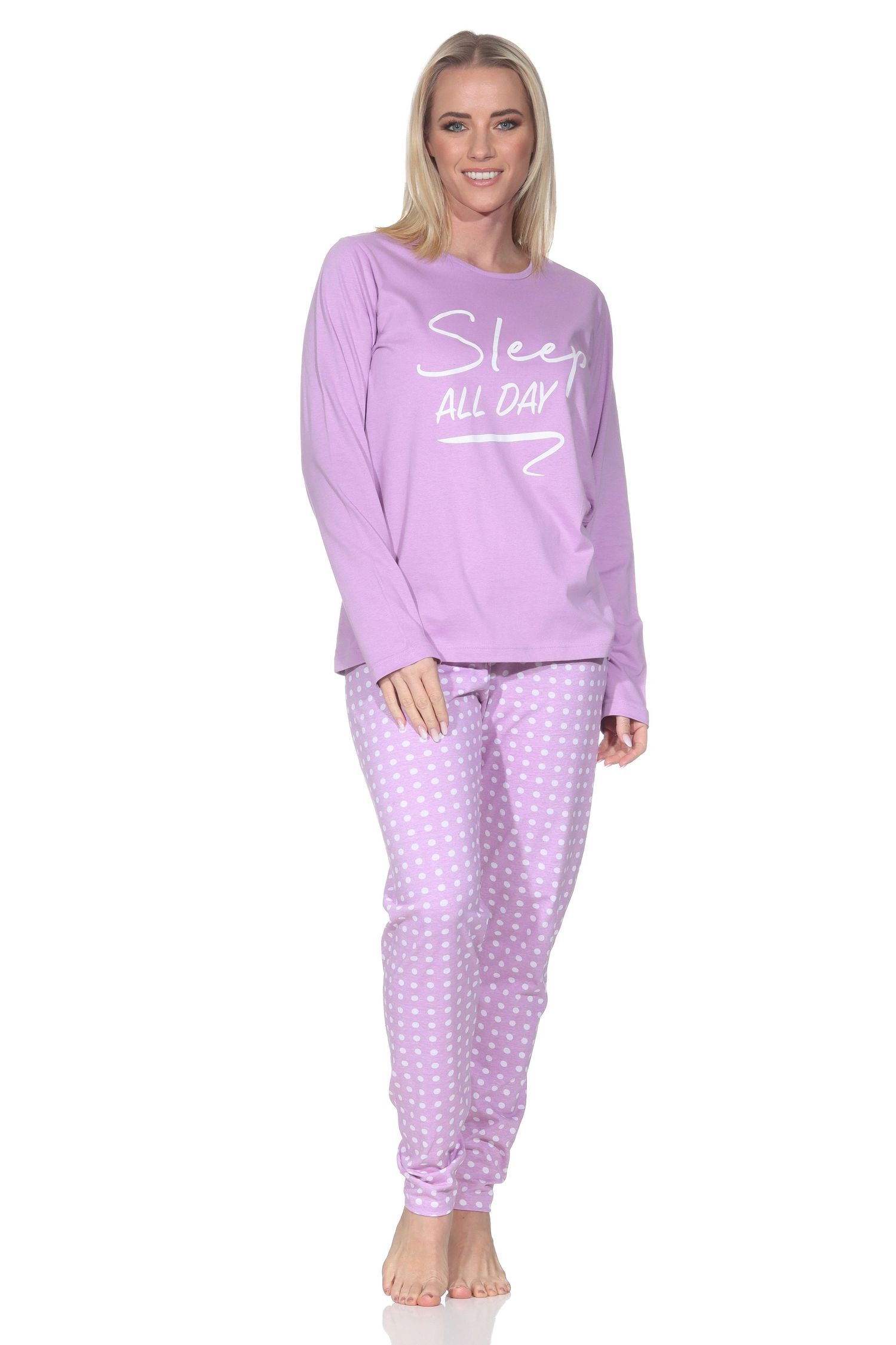 Normann Damen Schlafanzug langarm Pyjama mit karierter Pyjamahose und mit Frontprint Normann Damen Schlafanzug langarm Pyjama mit gepunkteter Pyjamahose und mit Frontprint