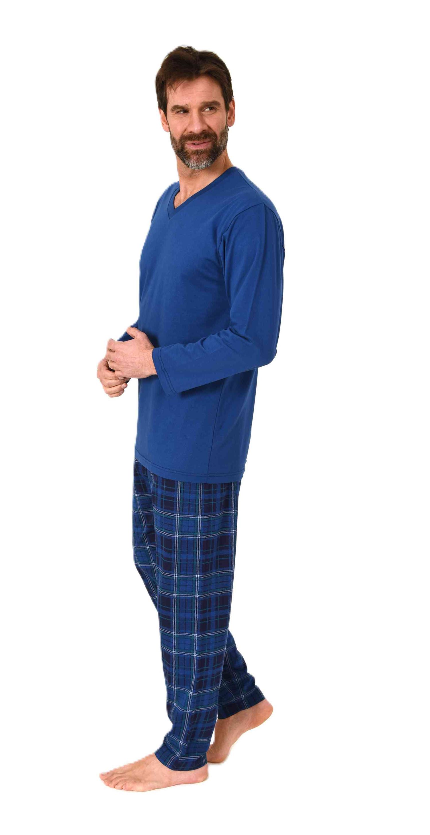 Normann Herren Schlafanzug langarm mit Jersey Pyjama Hose in karierter Optik Normann Herren Schlafanzug langarm mit Jersey Pyjama Hose in karierter Optik