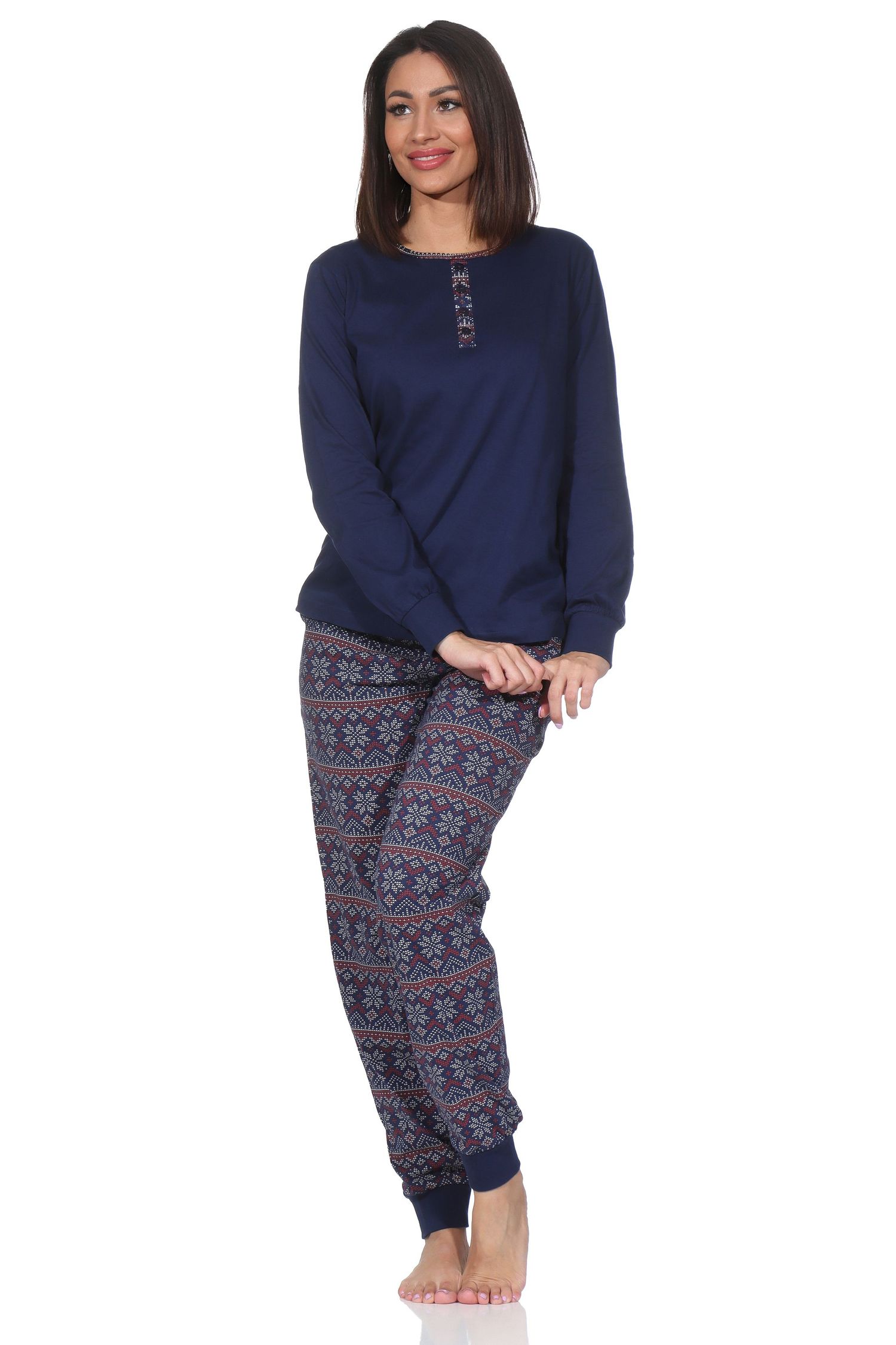 Normann Damen langarm Schlafanzug mit Bündchen im Ethnolook – Pyjama auch in Übergrößen Normann Damen langarm Schlafanzug mit Bündchen im Ethnolook – Pyjama auch in Übergrößen
