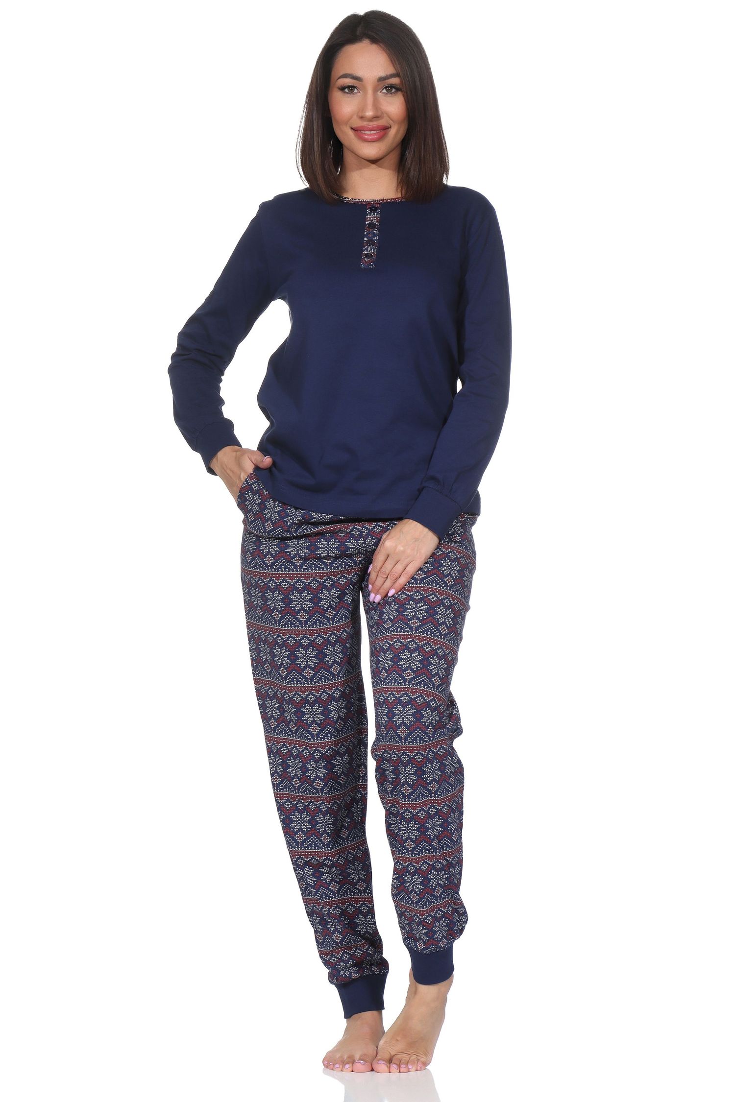 Normann Damen langarm Schlafanzug mit Bündchen im Ethnolook – Pyjama auch in Übergrößen Normann Damen langarm Schlafanzug mit Bündchen im Ethnolook – Pyjama auch in Übergrößen