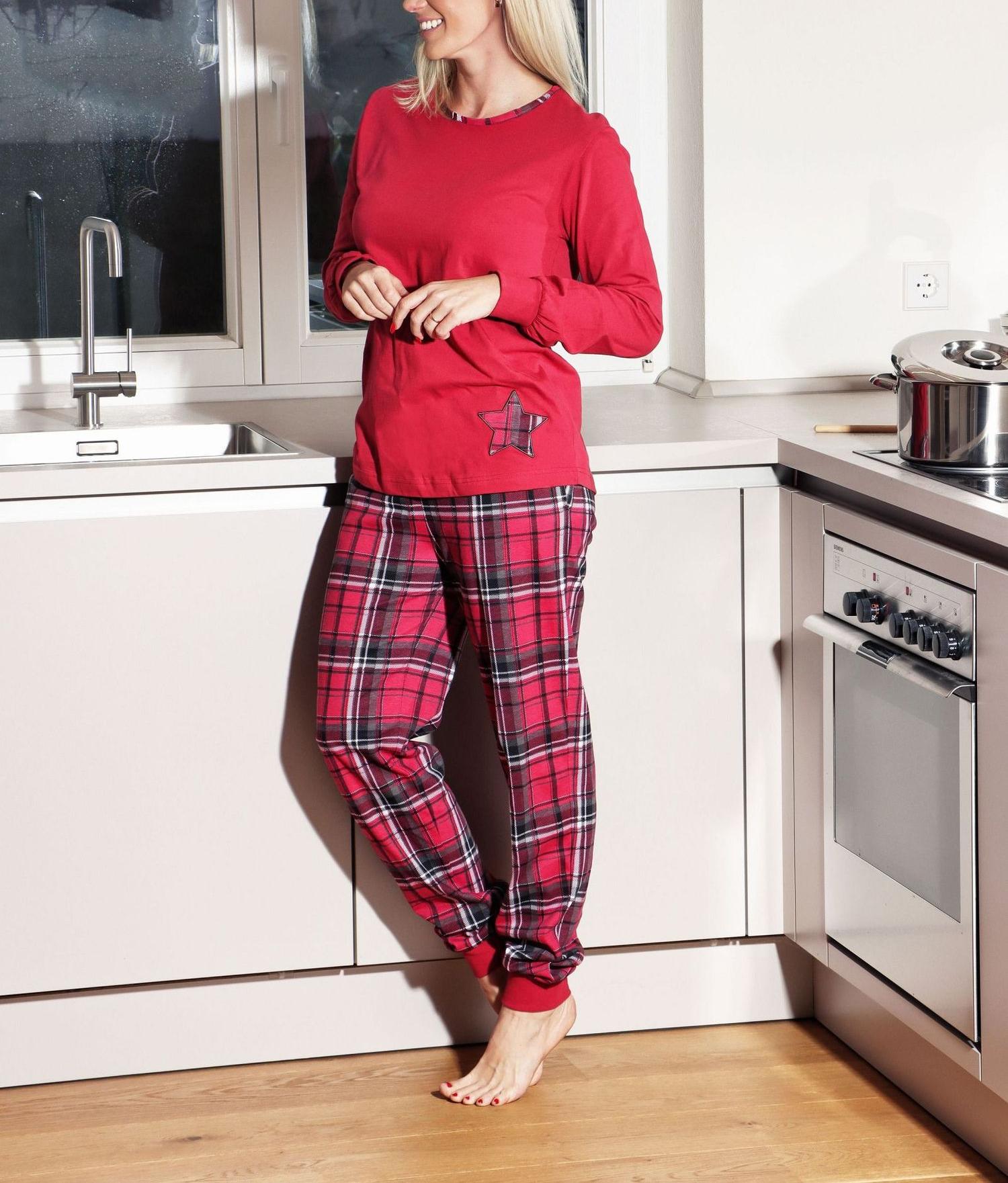 Damen Schlafanzug mit Bündchen mit Karohose und Stern als Motiv - auch in Übergrössen