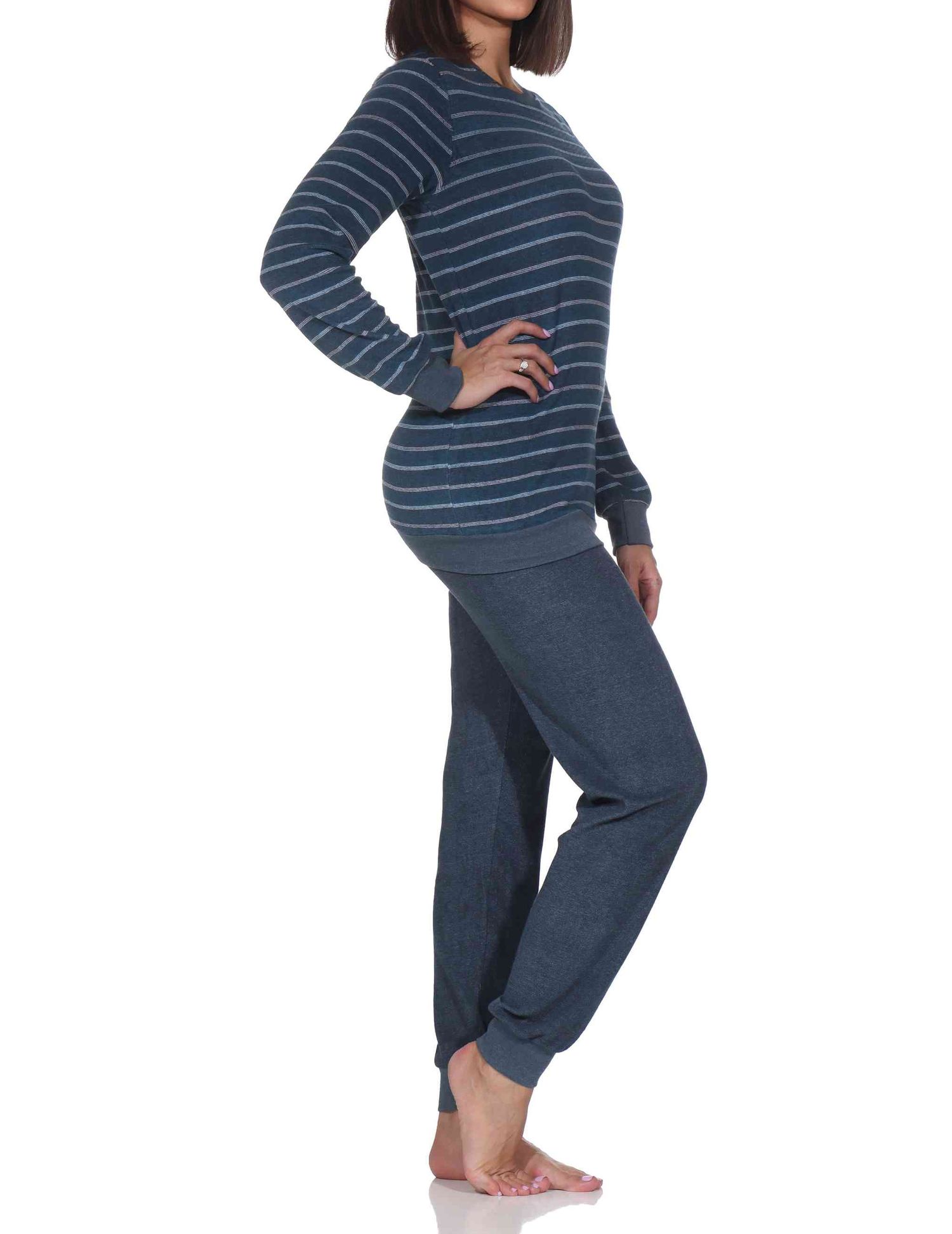Normann Damen Frottee Schlafanzug mit Bündchen in edler Streifenoptik - auch in Übergröße Normann Damen Frottee Schlafanzug mit Bündchen in edler Streifenoptik - auch in Übergröße