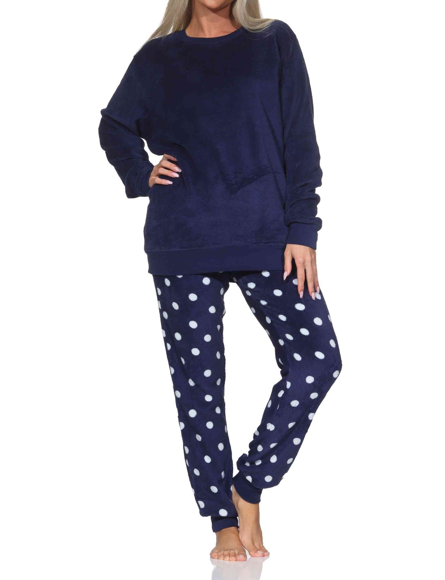 Normann Damen langarm Schlafanzug in Tupfen Punkte Optik aus kuschelig warmen Coralfleece