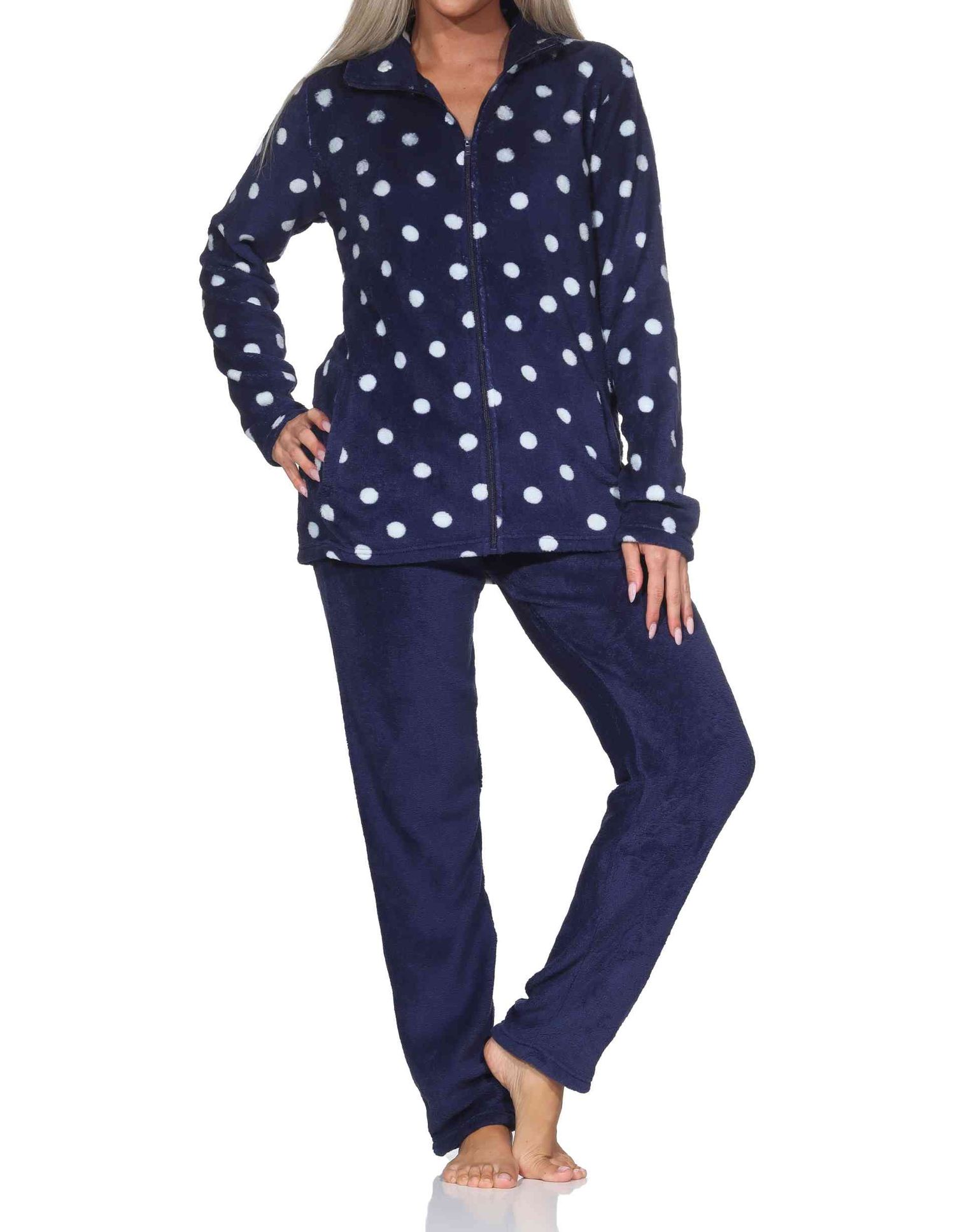 Normann Damen Hausanzug aus Coralfleece in toller Tupfen Punkte Optik