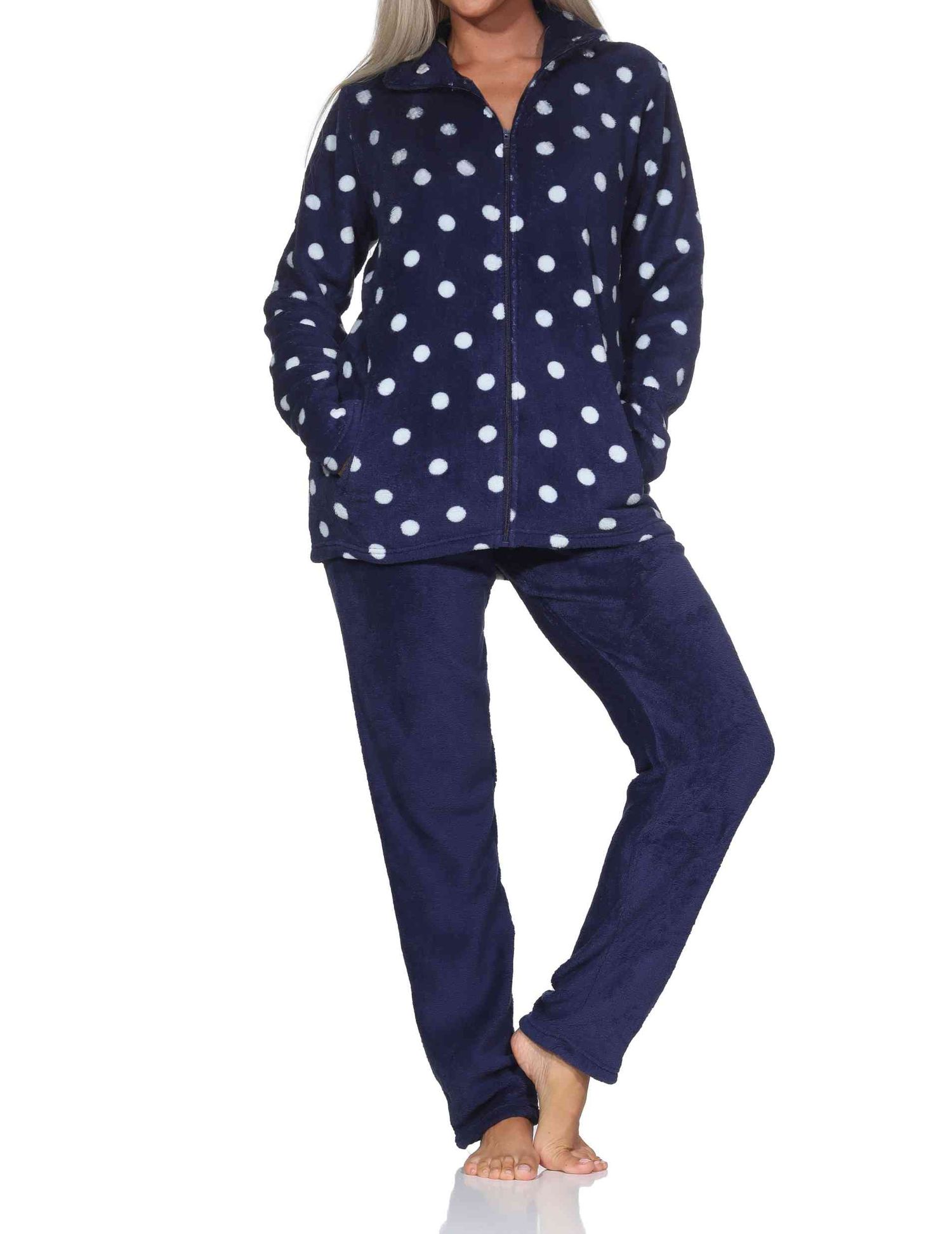 Normann Damen Hausanzug aus Coralfleece in toller Tupfen Punkte Optik