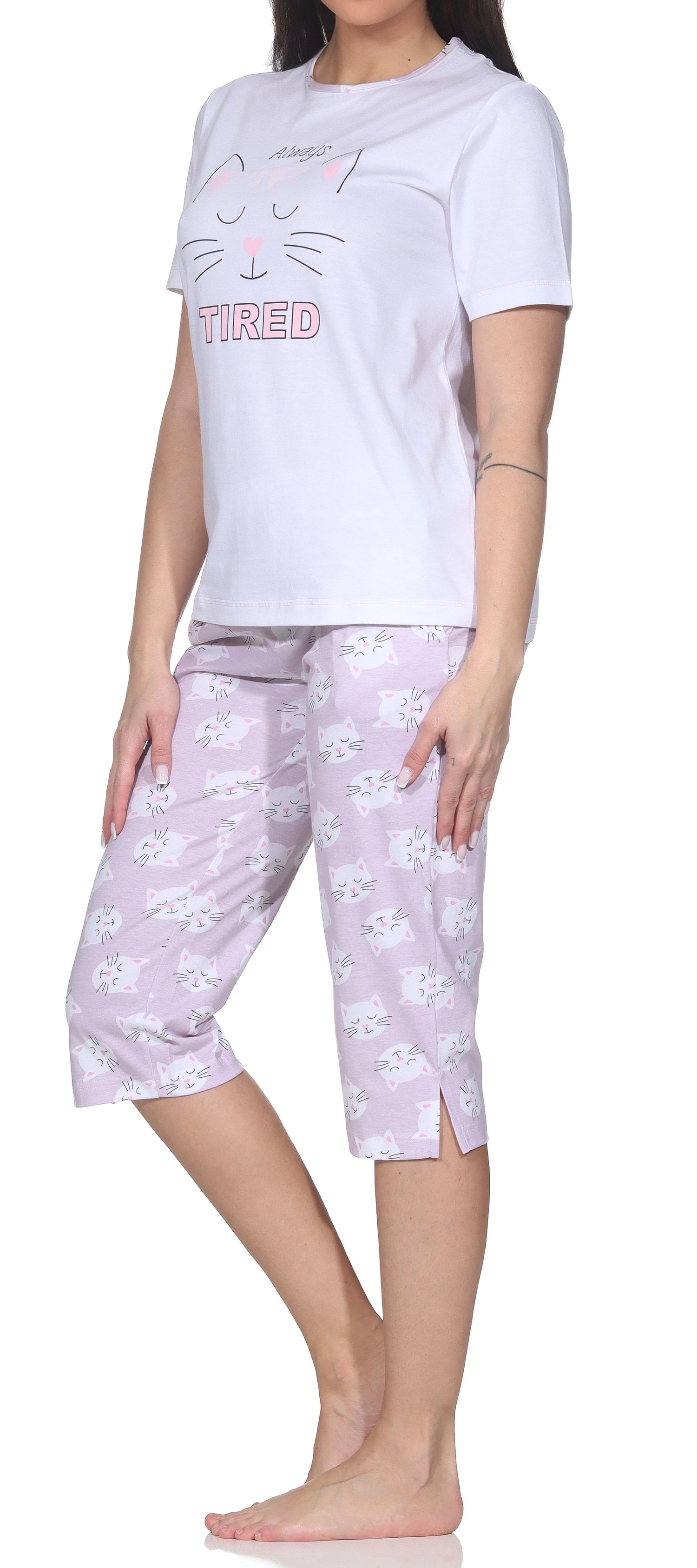 Normann Damen Capri-Pyjama kurzarm – Sommerlicher Katzen-Schlafanzug – auch in Übergröße Normann Damen Capri-Pyjama kurzarm – Sommerlicher Katzen-Schlafanzug – auch in Übergröße