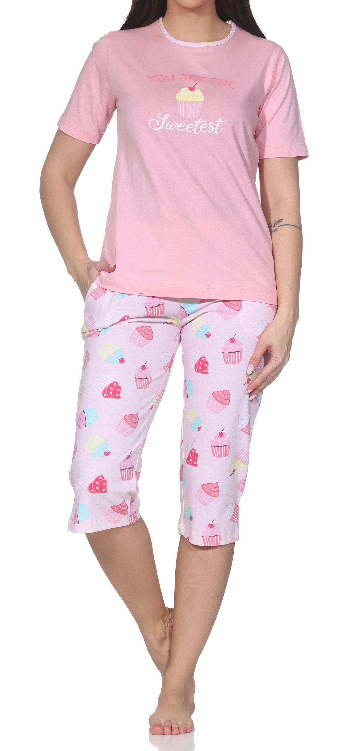 Normann Damen kurzarm Capri Schlafanzug Shorty – Süßes Cupcake-Motiv – auch in Übergrößen