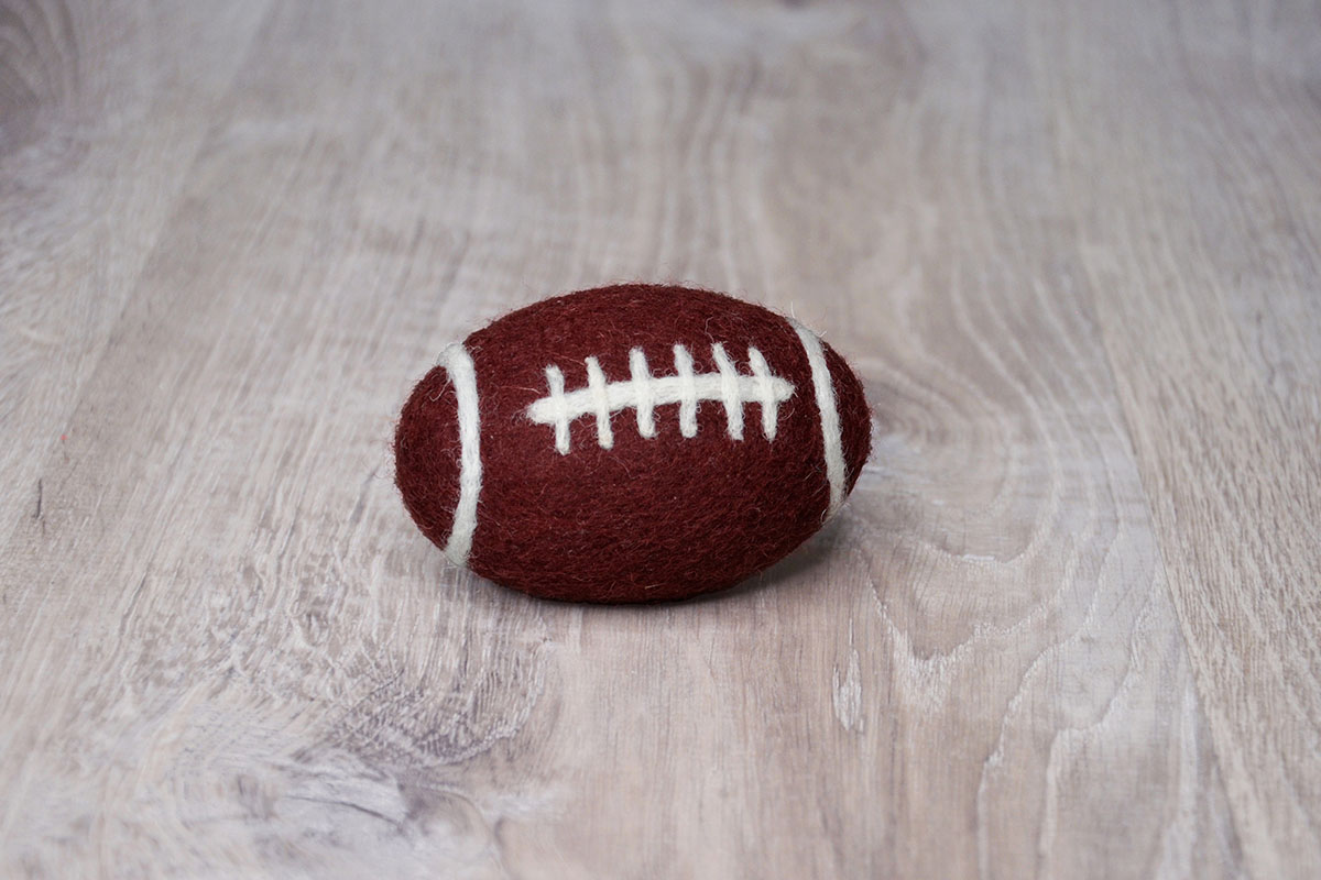 Football aus Filz