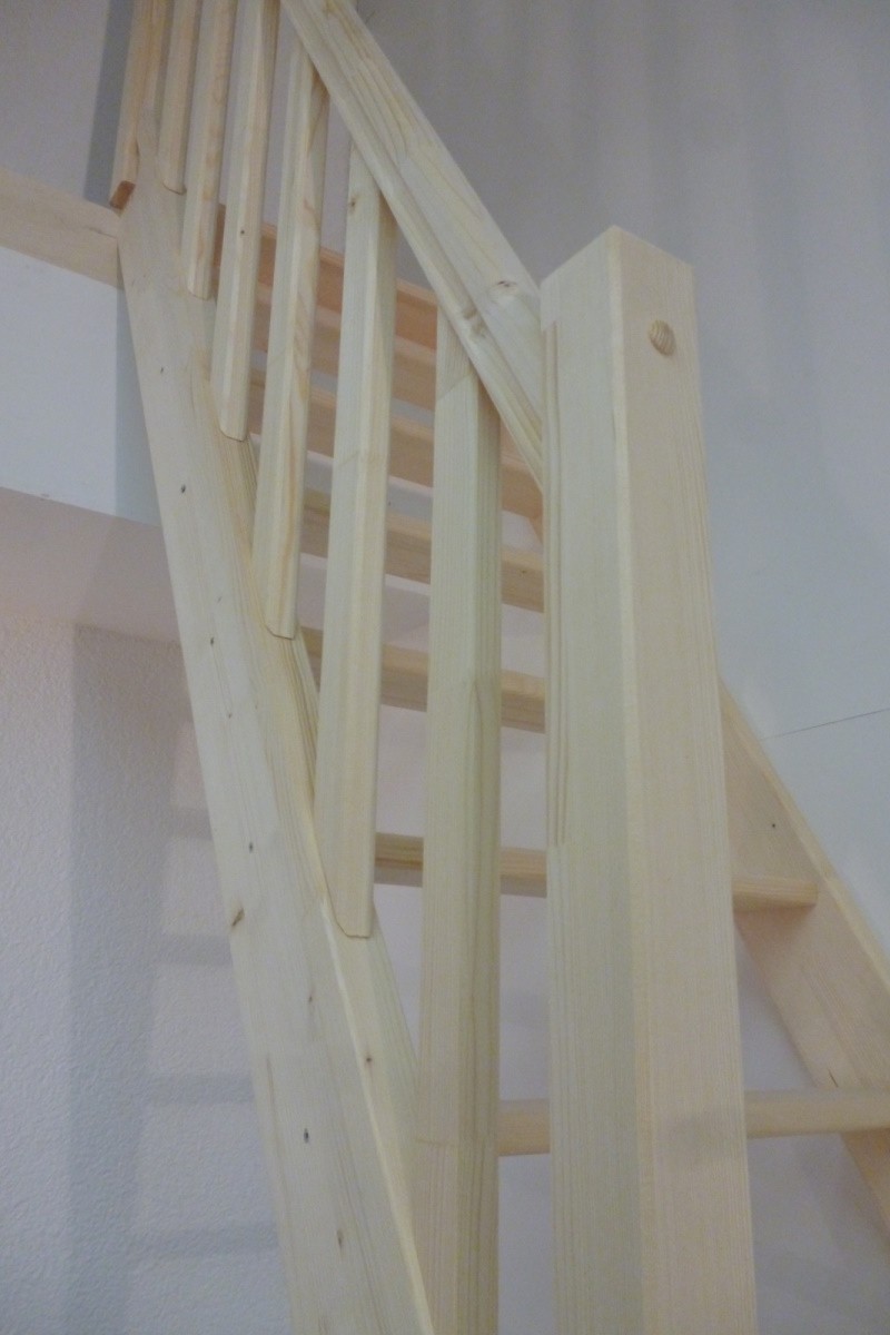 Raumspartreppe Paderborn Fichte - 1/4 unten links gewendelt lackiert ! – Bild 4