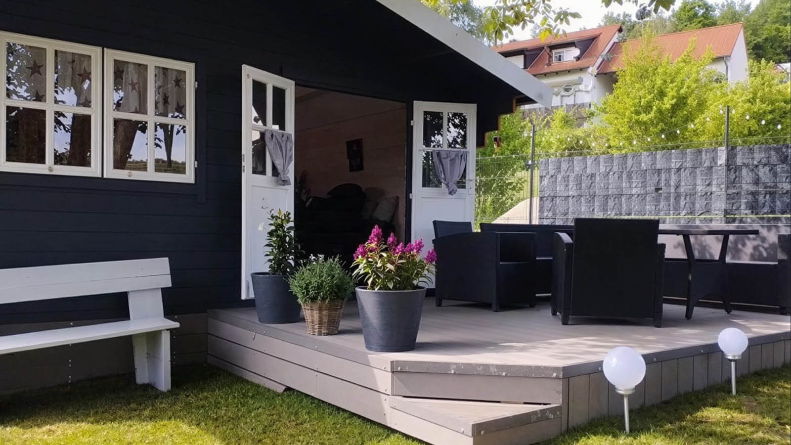 Gartenhäuser mit 14 - 19mm Wandstärke