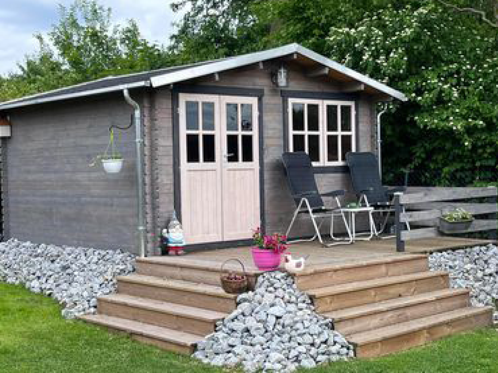 Gartenhäuser mit 14 - 19mm Wandstärke