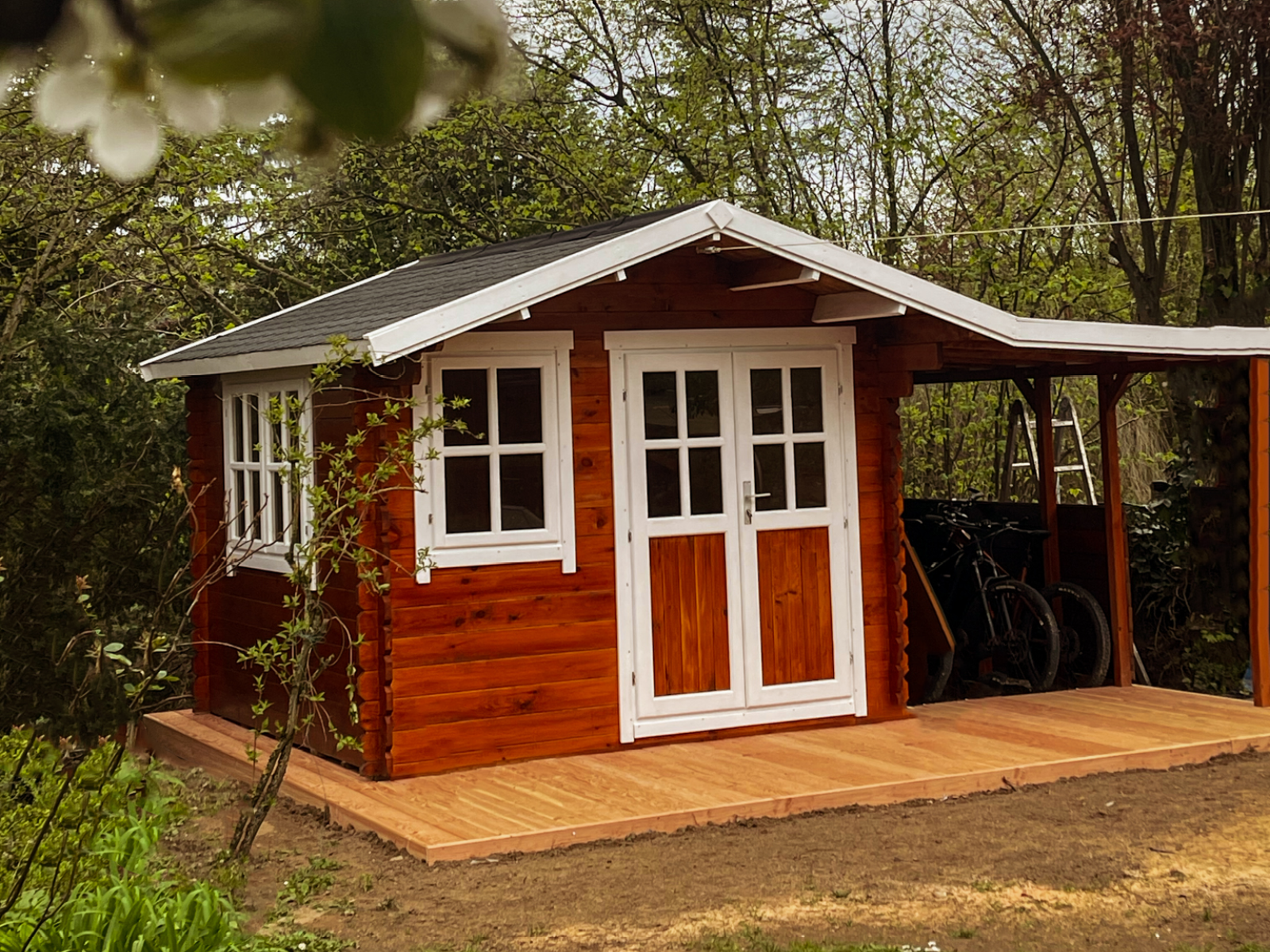 Gartenhäuser mit 14 - 19mm Wandstärke