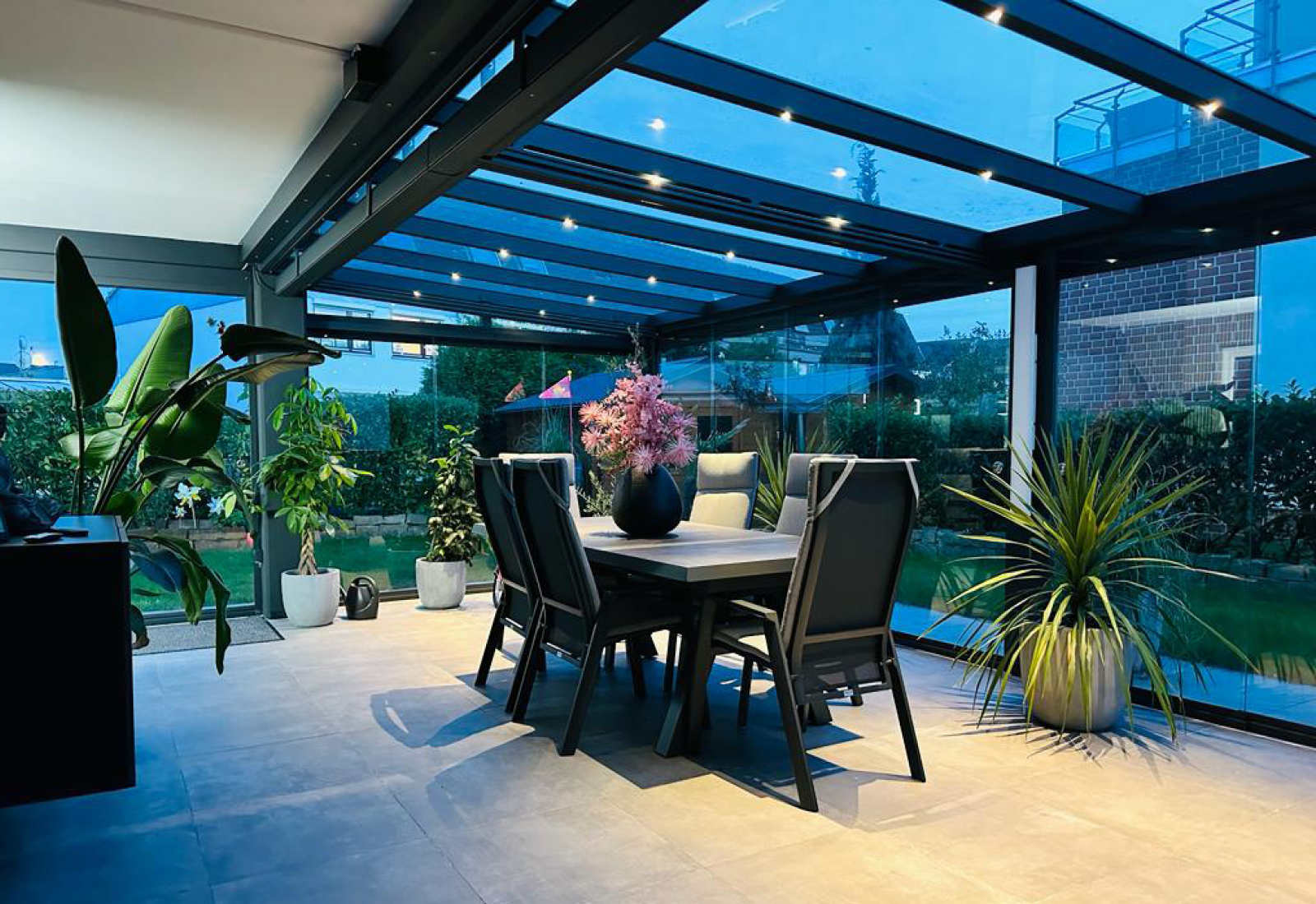 Gartenhäuser mit 14 - 19mm Wandstärke