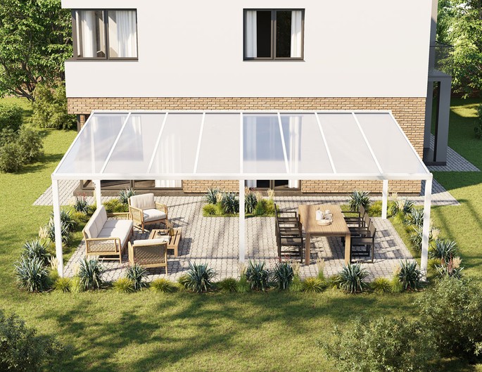 Terrassenüberdachung freistehend 8x5 m weiß mit Stegplatten. McTerrasse