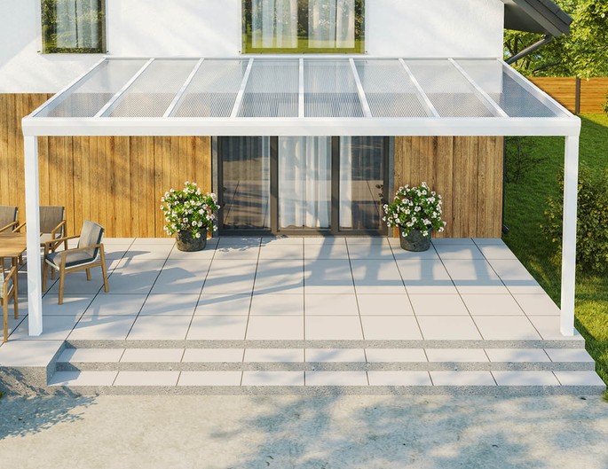 Terrassenüberdachung Alu Topline 6x3 m weiß mit Stegplatten. McTerrasse
