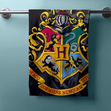 24119-Harry-Potter-Hogwarts-Wappen-Duschtuch-Strandtuch-Badetuch--70-x-140-cm_2.png