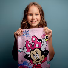 24344-Disney-Minnie-Mouse-Duschtuch-Strandtuch-Badetuch--70-x-140-cm_1.png