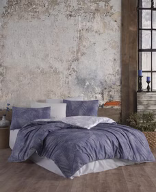24678-Renforce-Wende-Bettwaesche-lila-Dreiecke-135-x-200-cm--80-x-80-cm.jpg