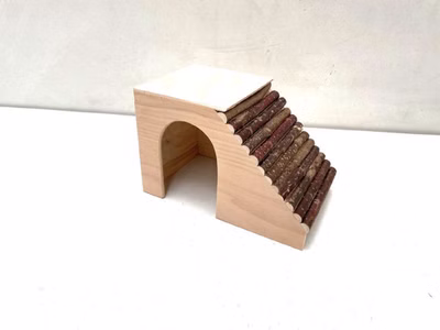 Haselnusshaus für Hamster und Mäuse 17 cm