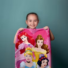 25018-Disney-Princess-Duschtuch-Strandtuch-Badetuch-70-x-140-cm_4.png
