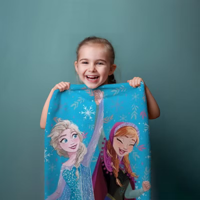 Disney Frozen Anna Elsa Bath Towel 60 x 120 cm