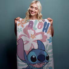 25209-Disney-LILO-und-STITCH-Duschtuch-Strandtuch-Badetuch-70-x-140-cm_1.png