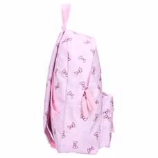 Seitenansicht eines rosa Rucksacks mit Schleifenmuster, Frontfach, Seitentasche, pinken Zippern und Aufhängeschlaufe.