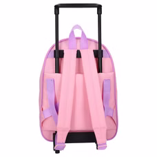 Rückseite des rosa Hello Kitty Kinder-Rucksacks mit montiertem Trolley-Gestell, ausziehbarem schwarzen Teleskopgriff, zwei gepolsterten rosa Schultergurten und lila Riemen.