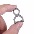 CH5-Titanium-D-shape-key-ring-MA-CH7-3767.jpg