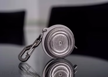 TI-Tape Titanium Maßband von Tec Accessories