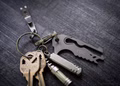 Ti-Pry-Titanium-Pry-Bar--Keychain-Edition-Artemeus-4179_3.jpeg