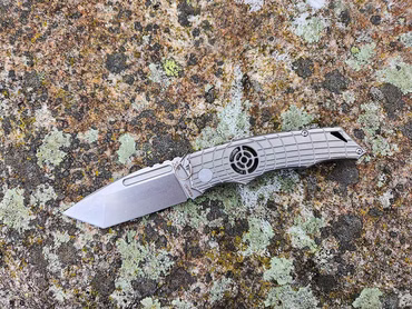 Midgards-Messer The Shield Sights Tactical Slipjoint