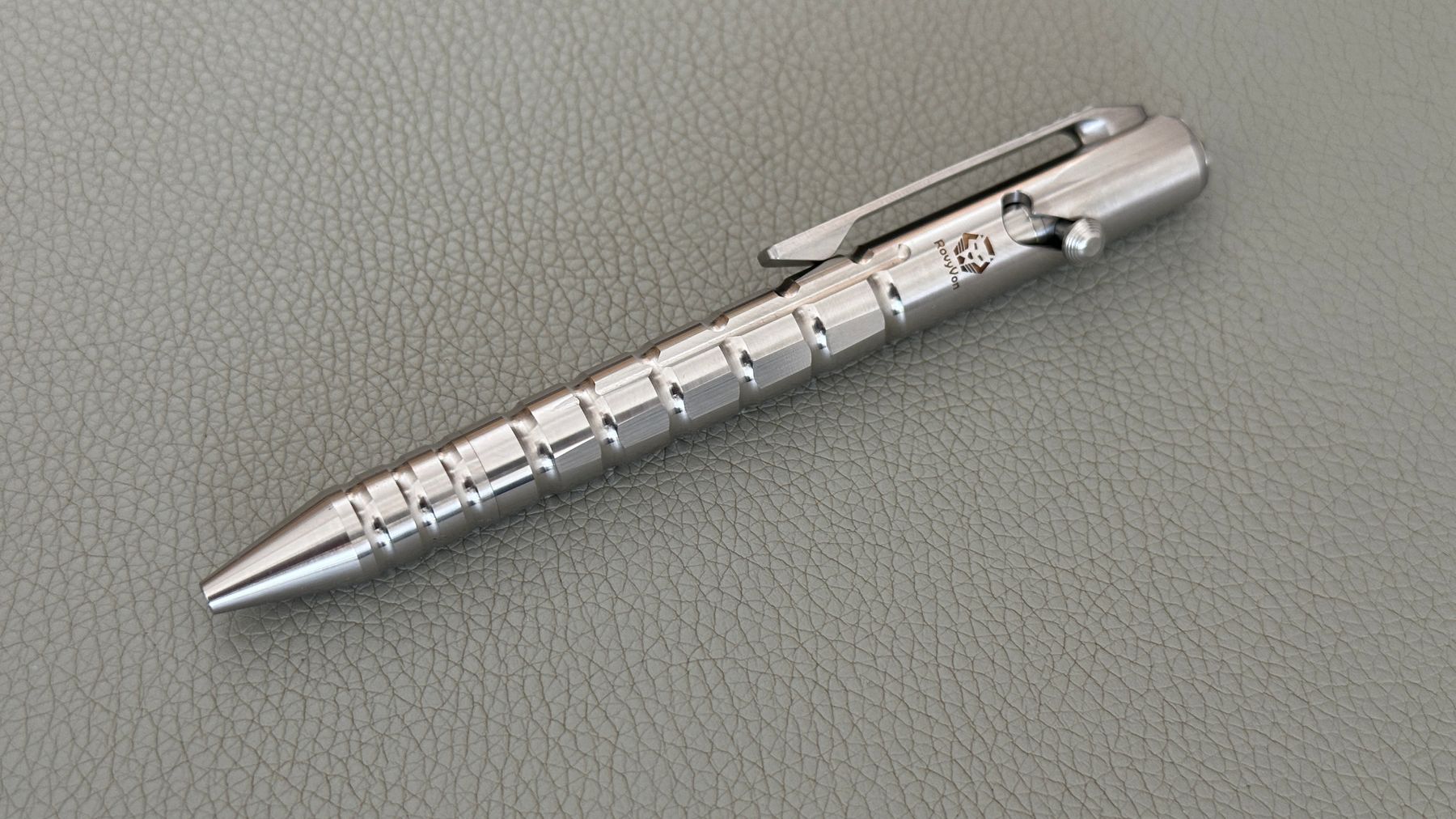 RovyVon Commander C10 G2 Titanium Pen - natural TI | selected-lights