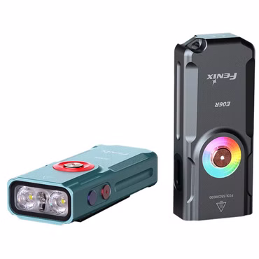 Fenix E06R Mini USB aufladbare Schlüsselbundlampe 700 Lumen mit UV und Laser