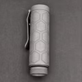selected-lights-Dawn-TI-HEX-18650-Akkurohr-mit-Schalter-Made-by-Reylight-Dawn-HEX-4987_3.jpeg