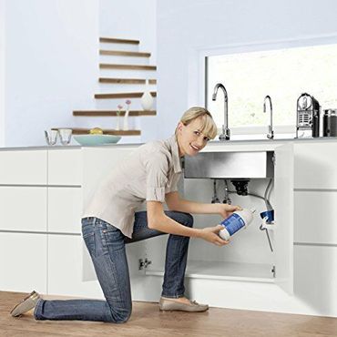 Untertisch-Wasserfilter: BRITA Filter-Kopf, BRITA Filter P1000, BRITA-Filterwechselanzeige, Flexschlauch, Eckventil-Adapter - Photo preview 0