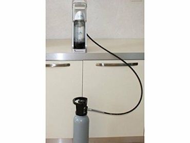 Spar-Set: CO2 Adapter-Hochdruckschlauch + 2kg Eigentumsflasche CO2 geeignet für Wassersprudler SODASTREAM Crystal, Pinguin etc. Bis zu 350 Liter Sprudelwasser pro Füllung! - Photo preview 3