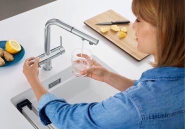 3-Wege-Armatur BLANCO Silgranitschwarz, mit ausziehbarer Handbrause, Made in Germany  - Photo preview 2
