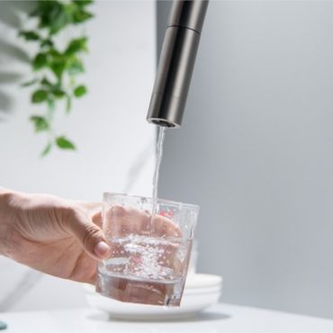 CYRUS Drei-Wege-Wasserhahn mit ausziehbarer Brause, Chrom, Gold, Antik Messing, Edelstahl Optik, Schwarz Matt - Photo preview 4