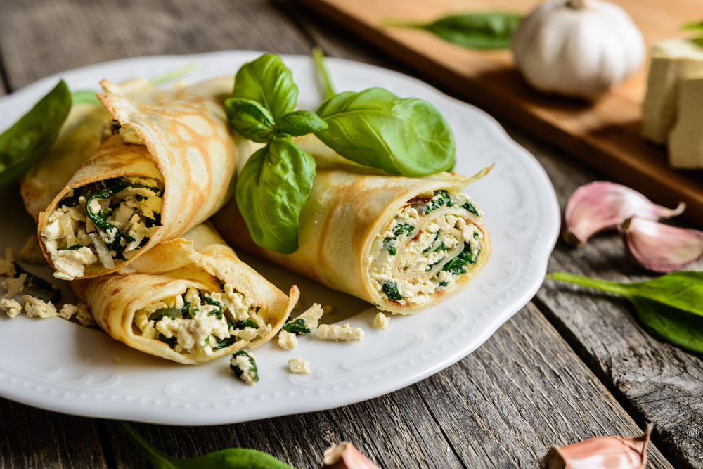 Pikante Lupinenmehl-Palatschinken – glutenfrei, eiweißreich & köstlich