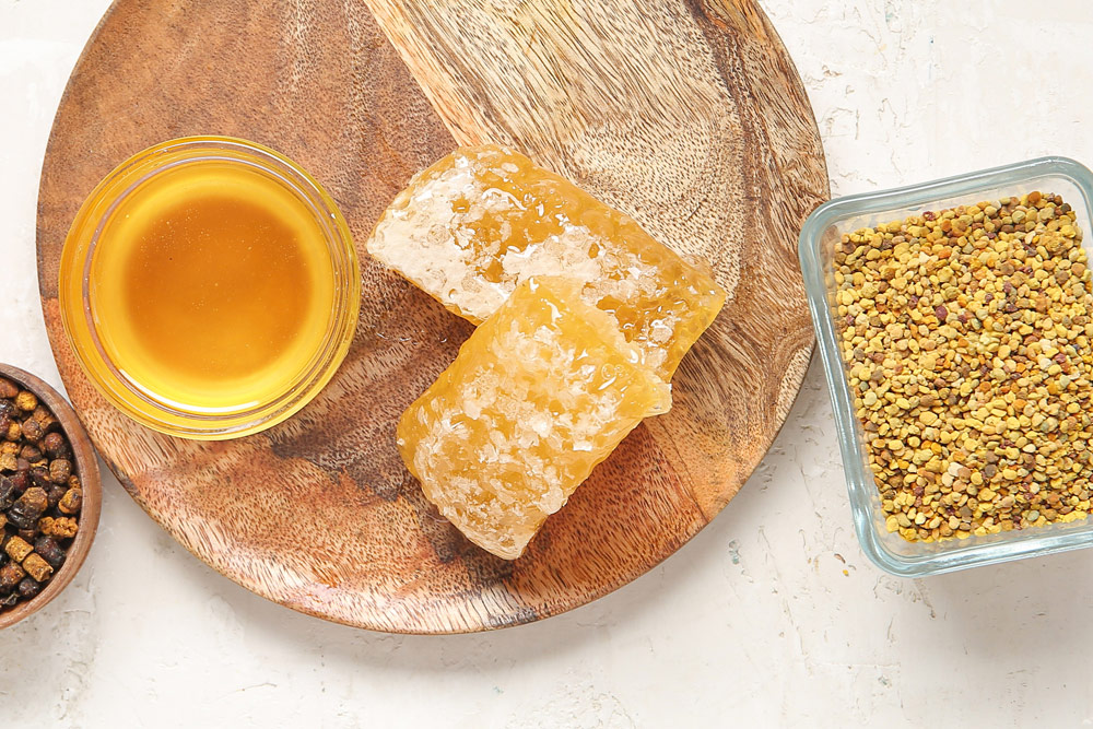 Blütenpollen: Superfood aus der Natur – Nährstoffe, gesundheitliche Vorteile und mögliche Risiken.