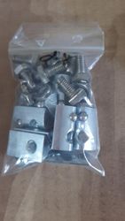 Universalhalter Set für Ford Ranger Mountain Top – mit Nutensteinen - Bild 2